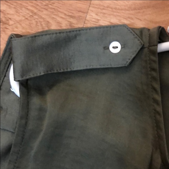 Army Green H&M Blouse - Picture 4 of 4